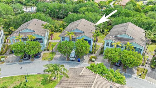 3229-3229 Laurel Ridge Cir, Riviera Beach, FL, 33404-1842 | Card Image