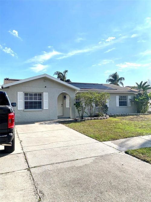 8024 Candlewoode Dr, LARGO, FL, 33773-2908 | Card Image