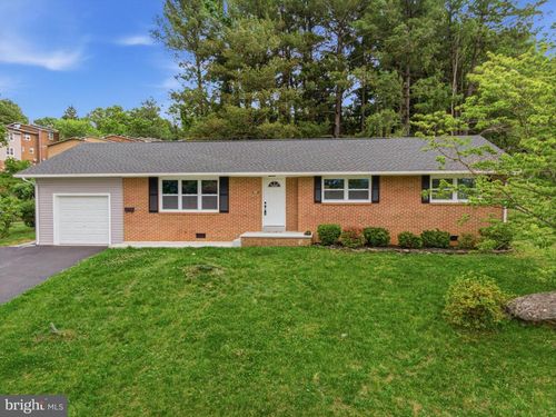 210 S Shenandoah Ave, FRONT ROYAL, VA, 22630-2550 | Card Image