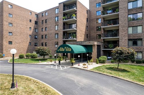 205-3 Alta Vita Dr, Greensburg, PA, 15601-9702 | Card Image