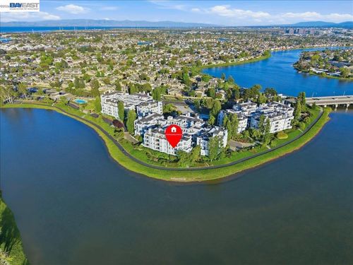 2205-720 Promontory Point Ln, Foster City, CA, 94404-4021 | Card Image