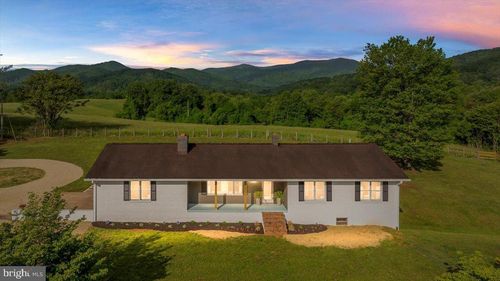 1001 Woodward Rd, SPERRYVILLE, VA, 22740-2121 | Card Image