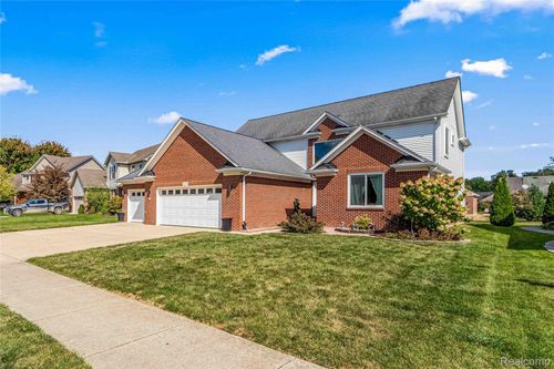 23313 Crescent Ridge Dr, New Boston, MI, 48164-7824 | Card Image
