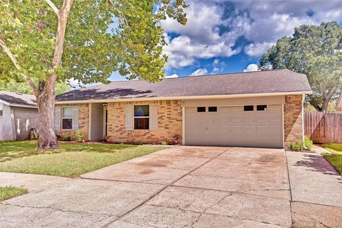 6218 Creekside Ln, League City, TX, 77573-1684 | Card Image