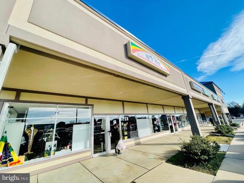 8714 Richmond Hwy, Engleside, VA, 22309-4204 | Card Image