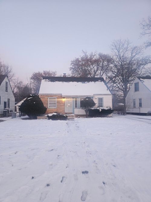 17434 Winston St, Detroit, MI, 48219-5807 | Card Image