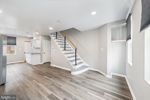 2805 Cantrell St, PHILADELPHIA, PA, 19145-2412 | Card Image