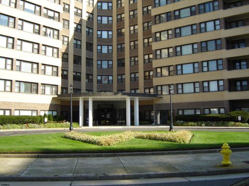 101 S Raleigh Ave, Atlantic City, NJ, 08401-5865 | Card Image