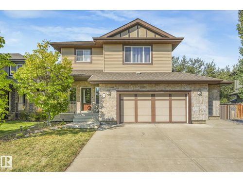 18 Valarie Bay, Spruce Grove, AB, T7X0J7 | Card Image
