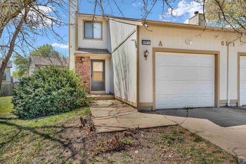 6109-6111 Sw 26th St, Topeka, KS, 66614 | Card Image