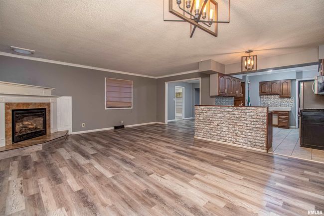 532 Meadowview Dr, House other with 4 bedrooms, 2 bathrooms and null parking in Clinton IA | Image 10