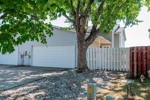 557 Kendall Dr, Hastings, MN, 55033-4026 | Card Image