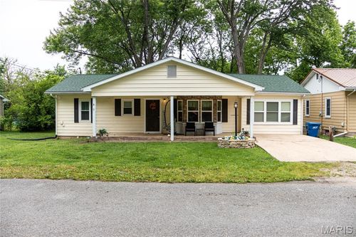 901 S Oak St, Salem, MO, 65560-1839 | Card Image