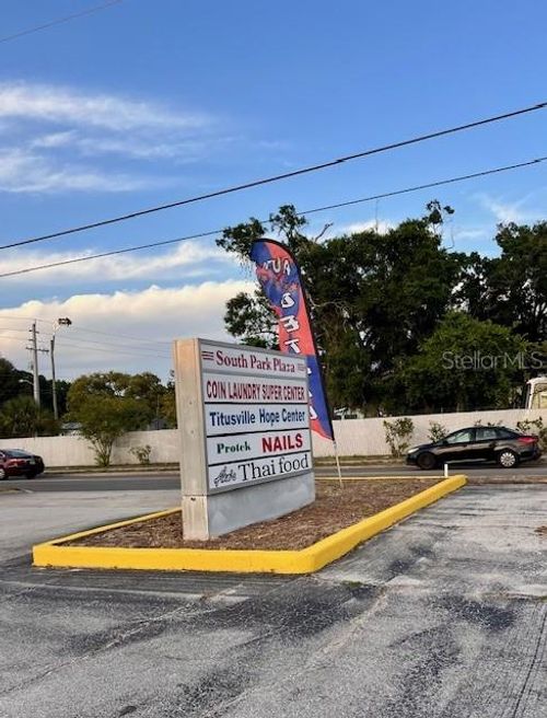 600 S Park Ave, Titusville, FL, 32796-3854 | Card Image