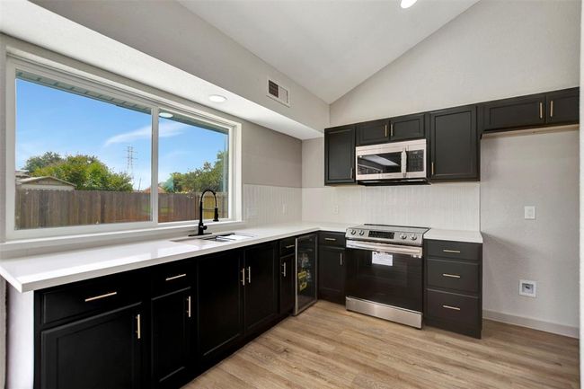 3727 Sunshine Ln, House other with 3 bedrooms, 2 bathrooms and 2 parking in Pasadena TX | Image 17