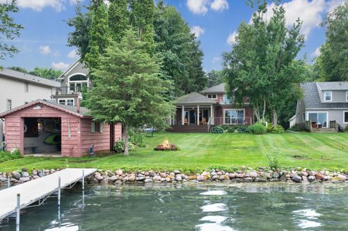 3526080 Bauers Ln, Oconomowoc, WI, 53066-1818 | Card Image