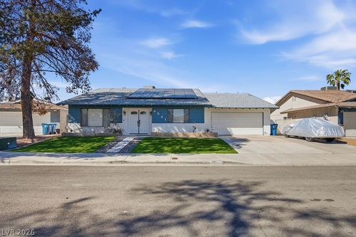 4561 Paseo El Rio Dr, Las Vegas, NV, 89121-5428 | Card Image