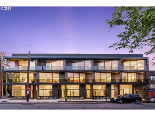 2797 Nw Thurman, Portland, OR, 97210 | Card Image