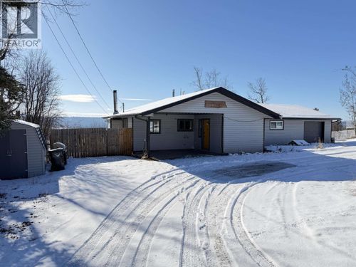864 Old Loop Rd, Vanderhoof, BC, V0J3A2 | Card Image