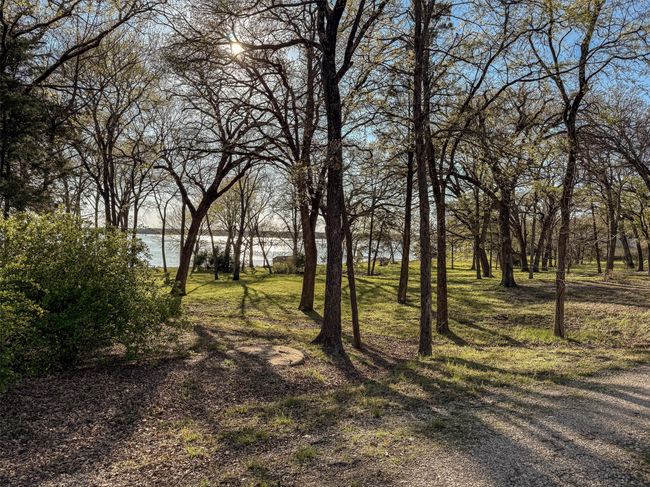 2077 Bluffview Ln, Home with 0 bedrooms, 0 bathrooms and null parking in Lone Oak TX | Image 4