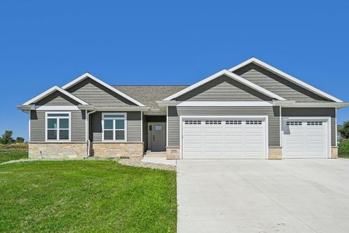 4079 Eagle Mound Pass, Windsor, WI, 53532 | Card Image