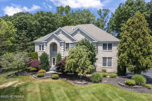 7 Round Hill Rd, Jackson, NJ, 08527-4884 | Card Image