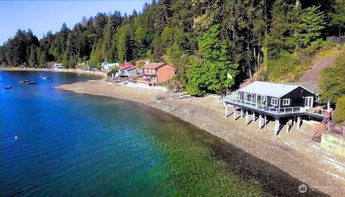 11031 Ne North Shore Rd, Belfair, WA, 98528-8716 | Card Image