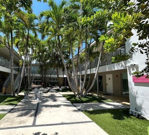 12-1816 Meridian Ave, Miami Beach, FL, 33139-1816 | Card Image