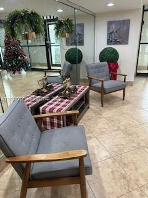 apt-611-400 Diplomat Pkwy, Hallandale Beach, FL, 33009-3732 | Card Image