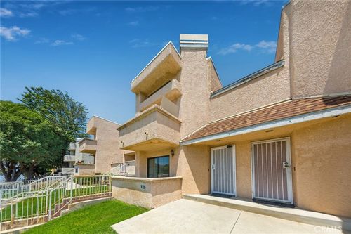 unit-115-15035 Nordhoff St, North Hills, CA, 91343-5580 | Card Image