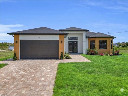 537 Paloma Ave, LEHIGH ACRES, FL, 33974-9452 | Card Image