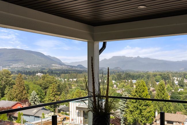 3007 Pasture Circle, House other with 8 bedrooms, 6 bathrooms and 4 parking in Coquitlam BC | Image 18