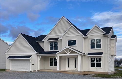 5631 Dorothy Cir, Clarence Ctr, NY, 14032-9009 | Card Image