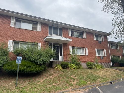 apt-b-44 Racebrook Rd, East Hartford, CT, 06108-1565 | Card Image