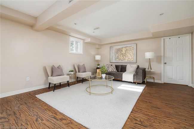 79 Ann St, House other with 4 bedrooms, 2 bathrooms and 5 parking in Dundas ON | Image 20