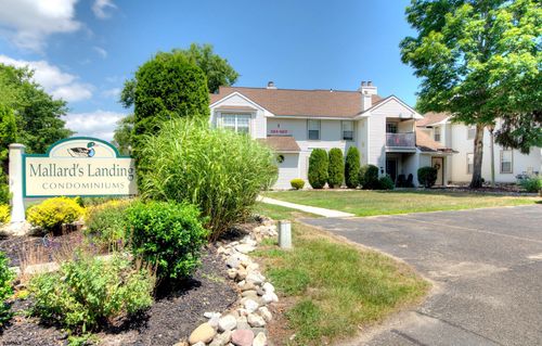 103-103 S Edgewater Dr, Galloway, NJ, 08205-3310 | Card Image