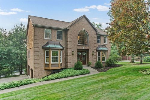 313 Old Babcock Trl, Gibsonia, PA, 15044-7411 | Card Image