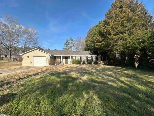 34 Charterhouse Ave, Piedmont, SC, 29673-8582 | Card Image