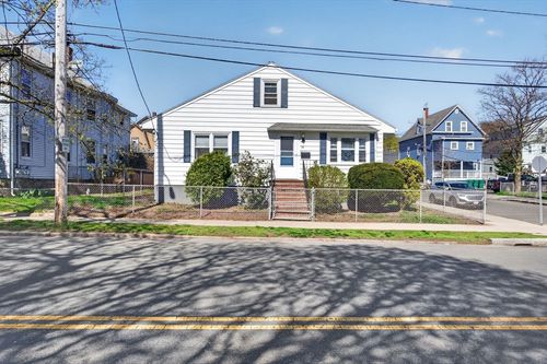15 Tracy Ave, Lynn, MA, 01902-2126 | Card Image