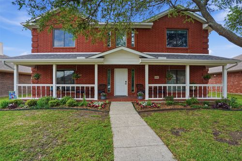 2010 Walnut Creek Trl, Garland, TX, 75040-2882 | Card Image