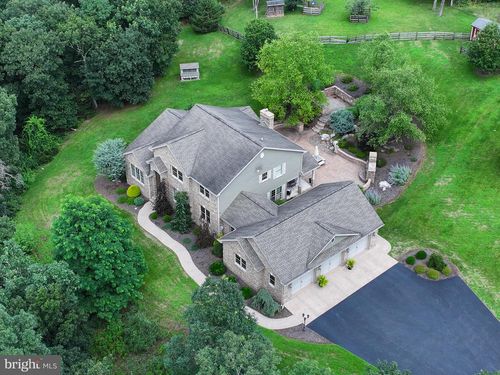 1402 Pittman Hollow Rd, Everett, PA, 15537-8417 | Card Image