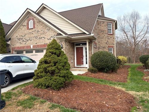 903 Southlake Ct, Lexington, NC, 27295-9828 | Card Image