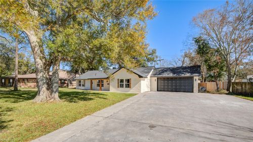209 N Lazy Lane, Clute, TX, 77531 | Card Image