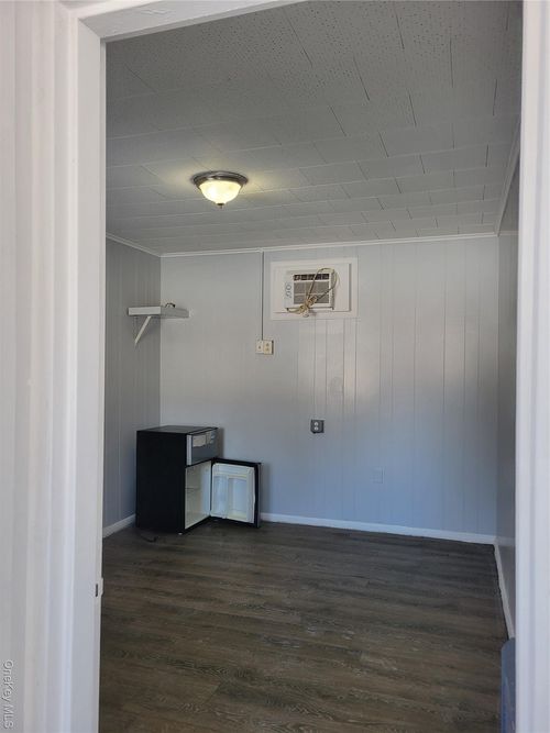 35-200 Fosler Rd, Highland, NY, 12528-2241 | Card Image