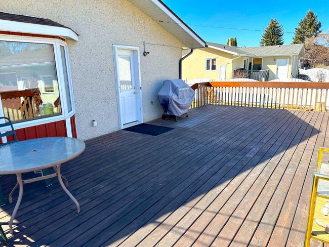 5624 48 Avenue, Home with 4 bedrooms, 2 bathrooms and 2 parking in Lacombe AB | Image 31