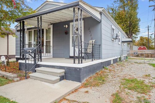 4548 8th St, Ecorse, MI, 48229-1014 | Card Image