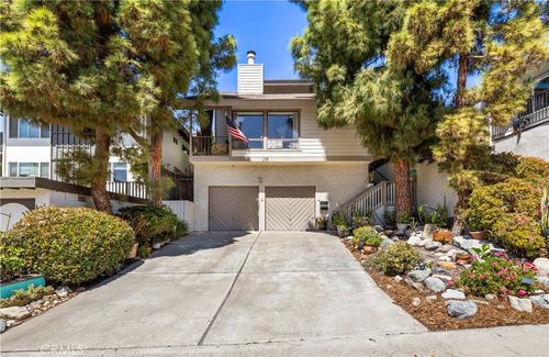 216 W Escalones, San Clemente, CA, 92672-5101 | Card Image
