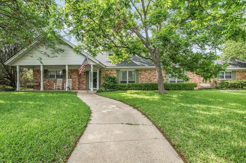 5601 Woodcastle Dr, Waco, TX, 76710-1549 | Card Image