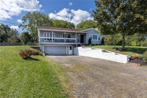 84 Country Est, Horseheads, NY, 14845-1502 | Card Image