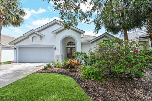 6453 Autumn Woods Blvd, NAPLES, FL, 34109-7812 | Card Image